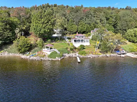 1661 Pageant Park Rd, Barton, VT 05822