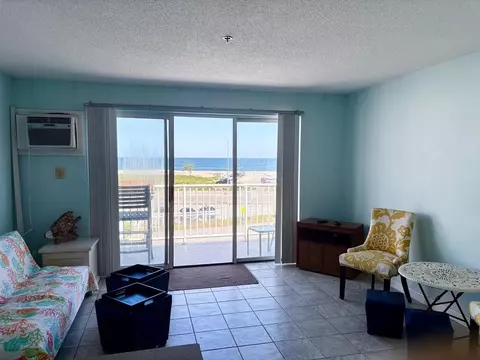 Living - 933 Ocean Blvd #308, Hampton, NH 03842 photo 1 of 4