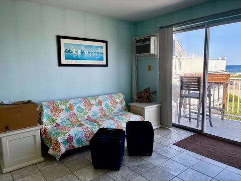 Living - 933 Ocean Blvd #308, Hampton, NH 03842 photo 2 of 4