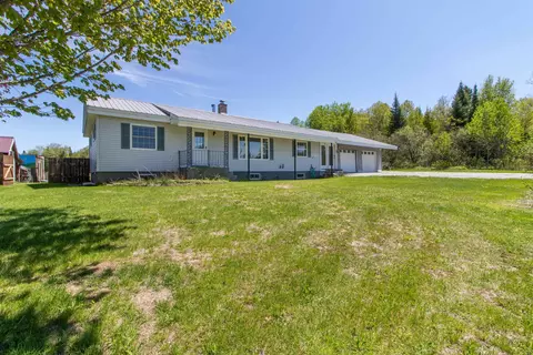 59 Cedar Wood Dr, Brighton, VT 05846