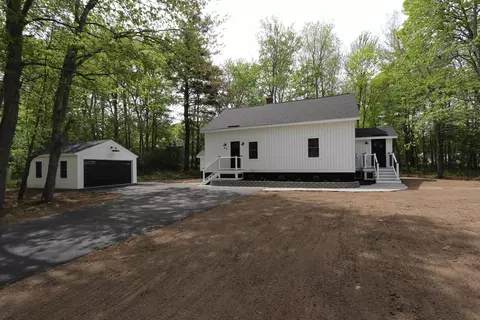 94 Blackwater Rd, Somersworth, NH 03878