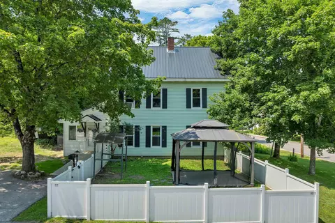 37 Merrill St, Plymouth, NH 03264