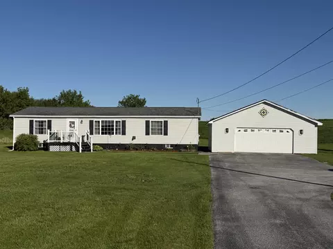 72 Middle Rd, Swanton, VT 05488