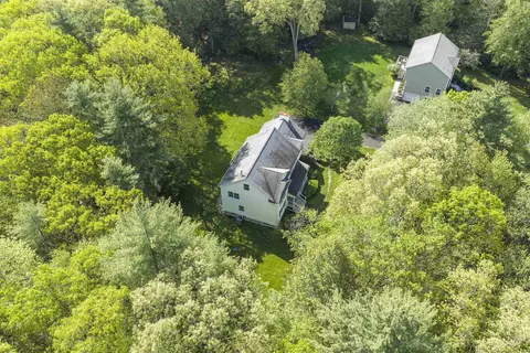 View/Area - 3 Deerhaven Dr, Exeter, NH 03833 photo 4 of 5