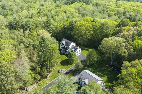 View/Area - 3 Deerhaven Dr, Exeter, NH 03833 photo 3 of 5