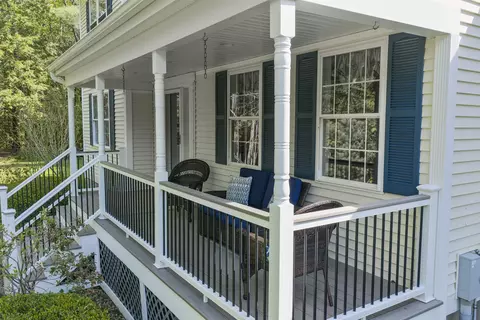 Exterior - 3 Deerhaven Dr, Exeter, NH 03833 photo 3 of 11