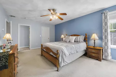 Bedroom - 3 Deerhaven Dr, Exeter, NH 03833 photo 2 of 5