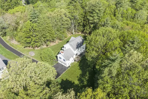 View/Area - 3 Deerhaven Dr, Exeter, NH 03833 photo 5 of 5