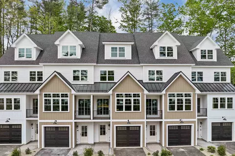 60 White Oaks Rd #25, Laconia, NH 03246