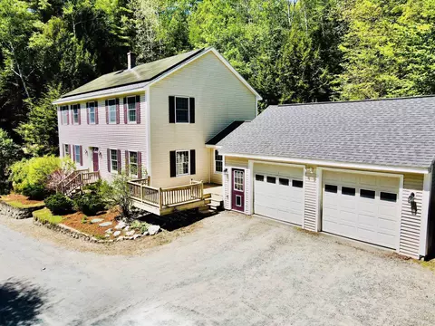 1350 Barker Rd, Post Mills, VT 05058