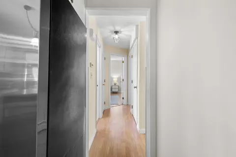 Entry Way - 6 Patricia Ave, Exeter, NH 03833 photo 2 of 6
