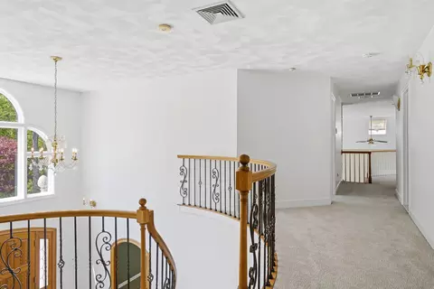 Entry Way - 54 Sharon Rd, Windham, NH 03087 photo 5 of 6