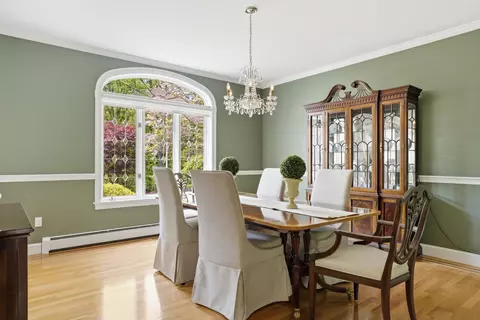 Dining - 54 Sharon Rd, Windham, NH 03087 photo 2 of 3