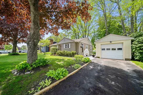 30 Sheffield Rd, Portsmouth, NH 03801