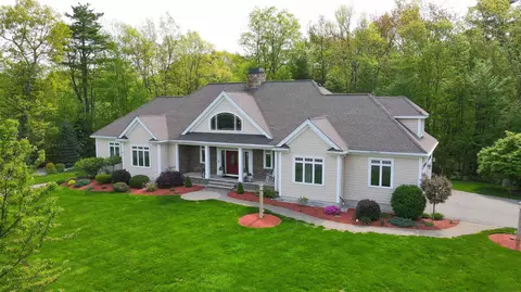 18 Winslow Dr, Atkinson, NH 03811