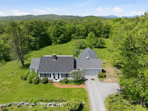 5 Carol Ln, Meredith, NH 03253