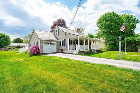 25 Adams Ave, Rochester, NH 03867