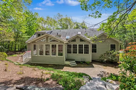 9 Checkerberry Ln, Concord, NH 03301 | MLS# 5090794 | 54 Photos