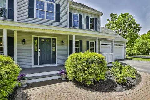 13 Hobart Hill Rd, Brookline, NH 03033