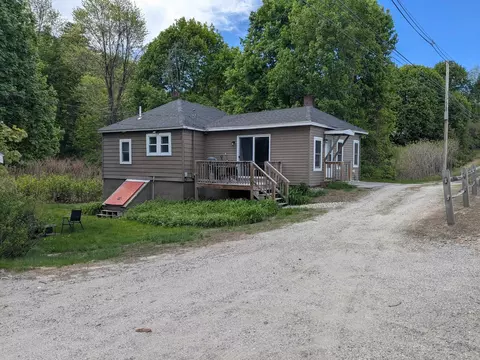 20 Daniel Webster Hwy, Plymouth, NH 03264