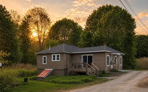 20 Daniel Webster Hwy, Plymouth, NH 03264