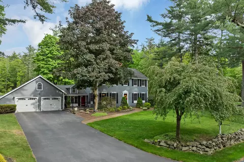 153 Castle Hill Rd, Windham, NH 03087