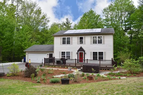 25 Pinnacle Dr, Milton, VT 05468