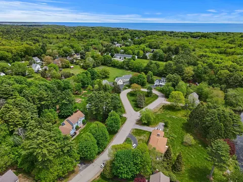 View/Area - 5 Young Ln, Rye, NH 03870 photo 2 of 2