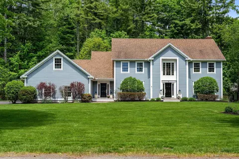 Exterior - 5 Young Ln, Rye, NH 03870 photo 4 of 4