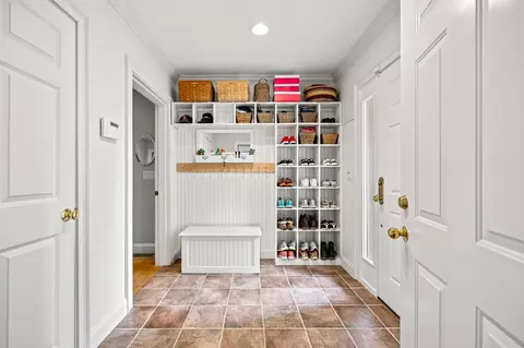 Entry Way - 5 Young Ln, Rye, NH 03870 photo 1 of 2
