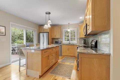 Kitchen - 35 Exeter Farms Rd, Exeter, NH 03833 photo 1 of 6