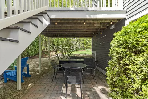 Exterior - 35 Exeter Farms Rd, Exeter, NH 03833 photo 9 of 12