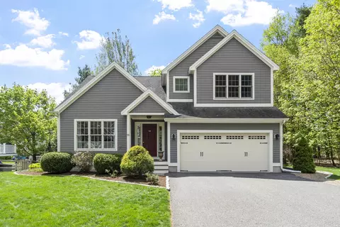 35 Exeter Farms Rd, Exeter, NH 03833