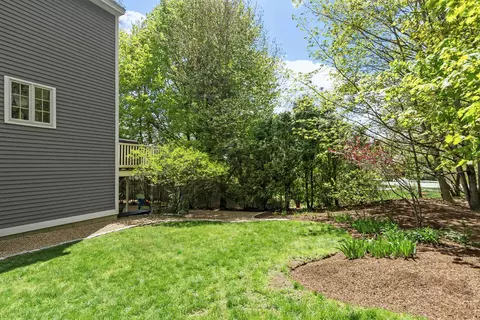 Exterior - 35 Exeter Farms Rd, Exeter, NH 03833 photo 5 of 12