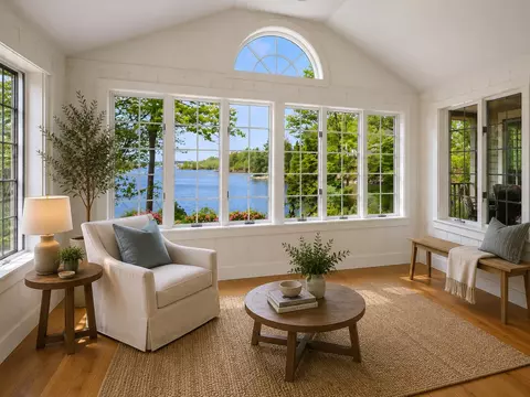 38 Ducks Head Rd, New Castle, NH 03854