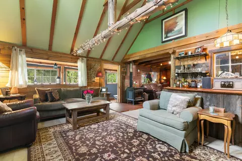 Living - 442 Brookline Rd, Newfane, VT 05345 photo 3 of 6