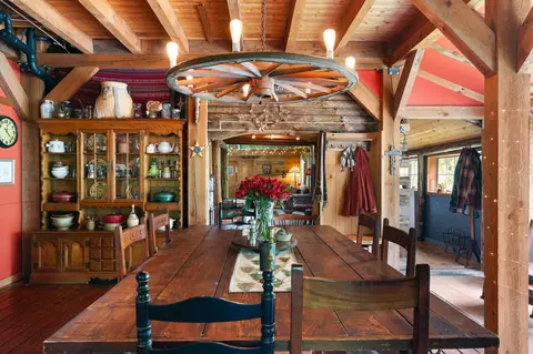 Dining - 442 Brookline Rd, Newfane, VT 05345 photo 2 of 2