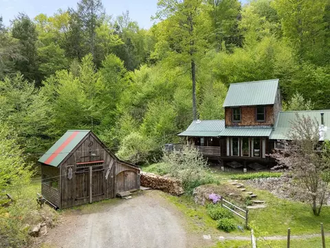 Exterior - 442 Brookline Rd, Newfane, VT 05345 photo 6 of 11