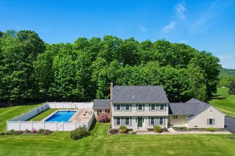 53 Rollin Irish Rd, Milton, VT 05468