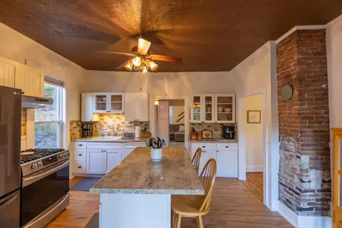 Kitchen - 3 Plaisted Rd, Campton, NH 03223 photo 1 of 4