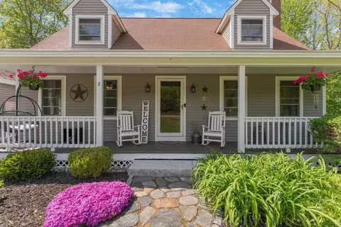 8 Locke Hill Ln, Barrington, NH 03825