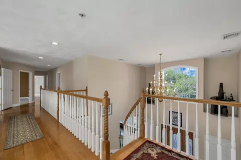 Entry Way - 60 Brown Rd, Hampton Falls, NH 03844 photo 2 of 4