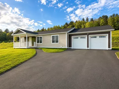 91 Ivan Dr, Barre Town, VT 05641