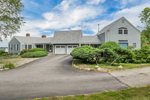 36 Blueberry Hill Rd, Wolfeboro, NH 03894