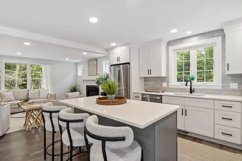 Kitchen - 20 Witham Rd, Epping, NH 03042 photo 5 of 5