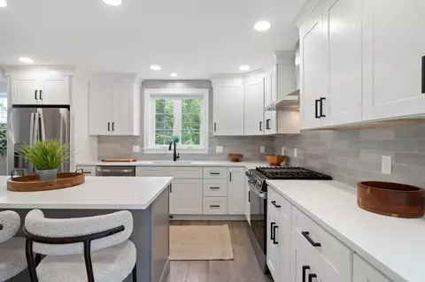 Kitchen - 20 Witham Rd, Epping, NH 03042 photo 2 of 5