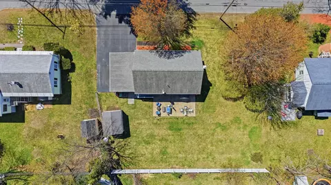 View/Area - 76 Granite St, Hooksett, NH 03106 photo 1 of 2