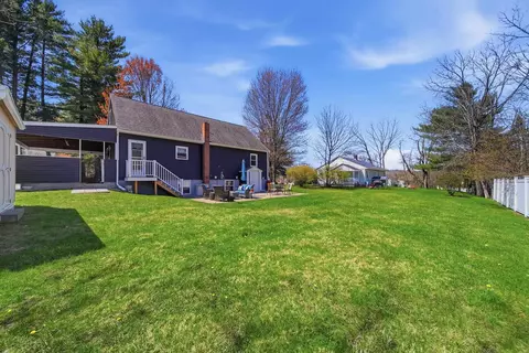 Exterior - 76 Granite St, Hooksett, NH 03106 photo 3 of 4