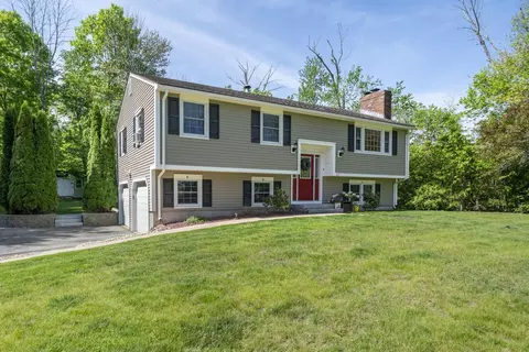 123 Brady Ave, Salem, NH 03079