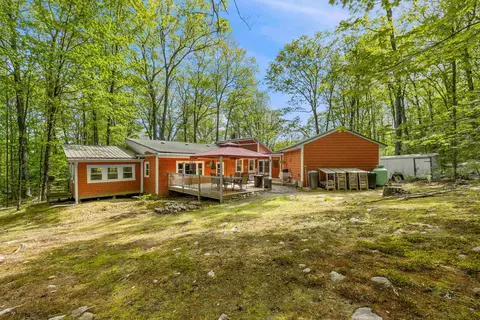 9 Red Oak Rd, Barnstead, NH 03218